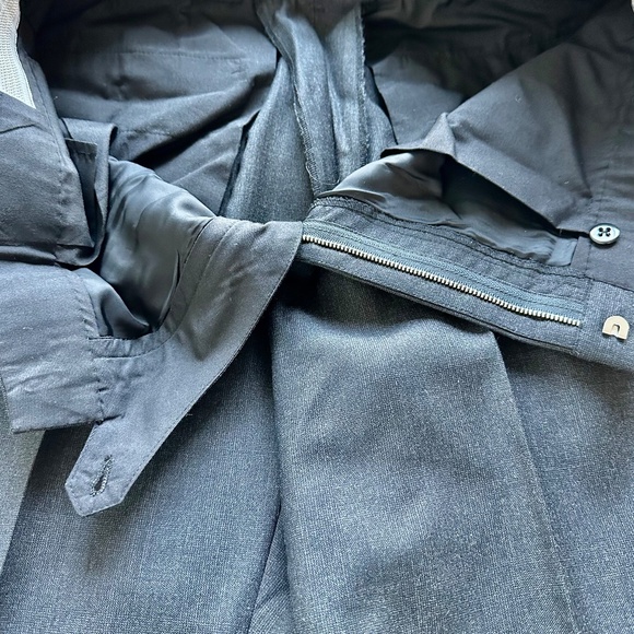 Bespoke charcoal gray suit from Lord's Tailor Hong Kong (38S) - Picture 11 of 11